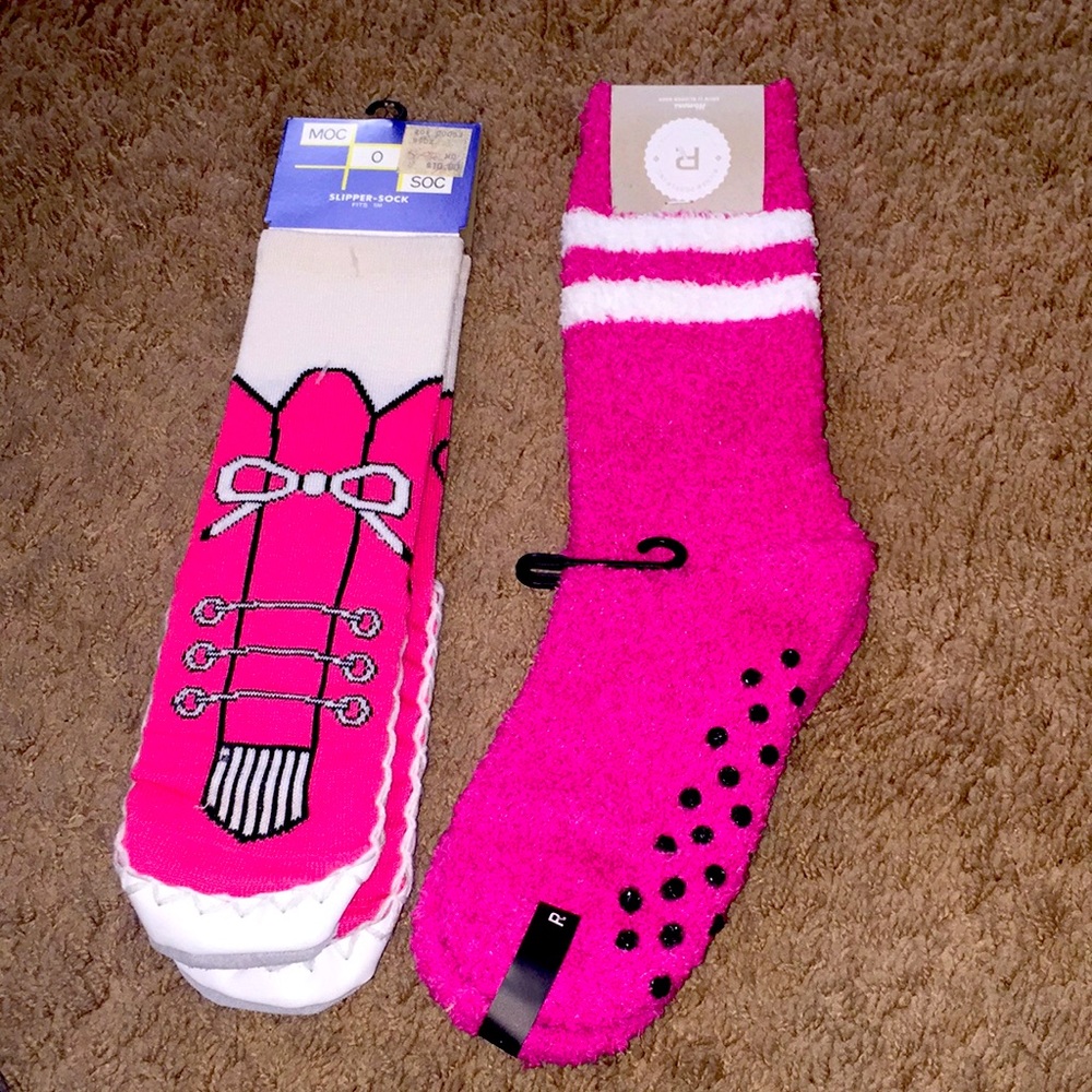 MOC Slipper Socks and Women’s Crew Slipper Socks